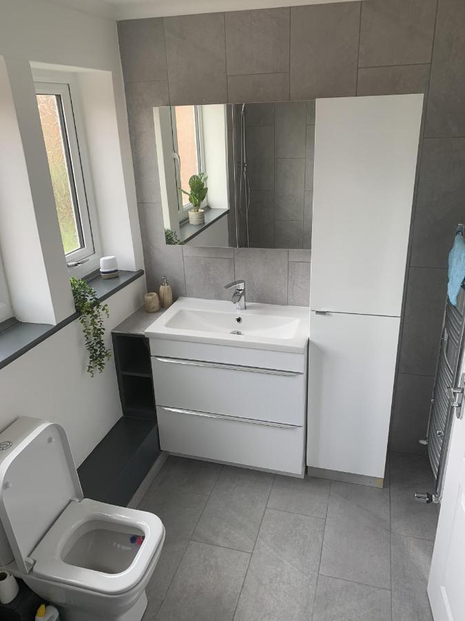 Crowthorne House, Beautiful 3 Bedroom Home For Upto 8 Guests, With Sofa Bed Cul-De-Sac With Private Driveway نوتينغهام المظهر الخارجي الصورة